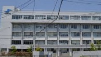 嵯峨美術短期大学