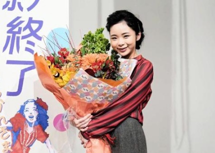 趣里・デイリースポーツ